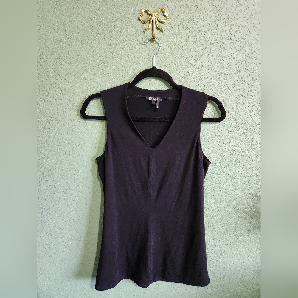 Nic+Zoe Black V-neck Perfect Layer Top